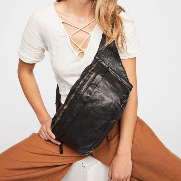 Campomaggi x Free People Brato Leather Belt/Sling Bag in True Cognac - Picture 3 of 12
